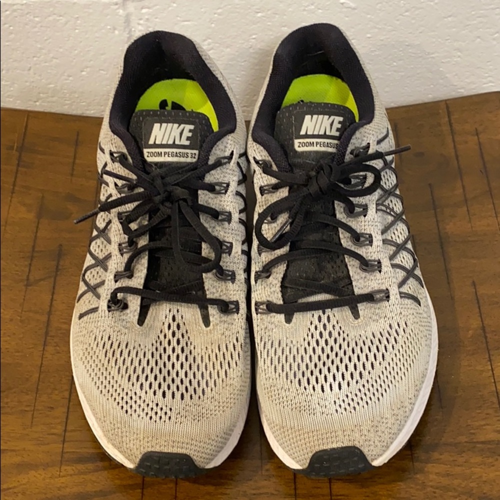 Nike Zoom Pegasus 32 (M 11.5)